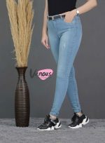 شلوار جین روشن
