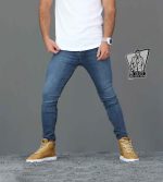 شلوار آبی تیره