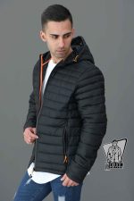 کاپشن کلاهدار