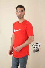 تیشرت قرمز