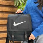 کوله برزنتی جلو سگک NIKE در ونوس مد
