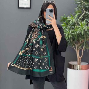 شال مشکی طرح دار در ونوس مد