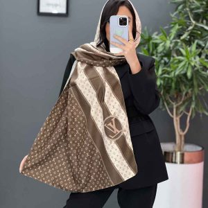 شال ترکیبی طرح LV در ونوس مد