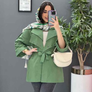 مانتو یقه پرچی سرشونه بنددار در ونوس مد
