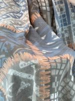 شال پایین ریش