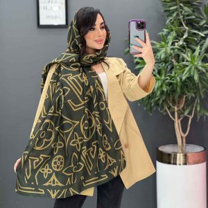 شال طرح LV قهوه ای کد 2892