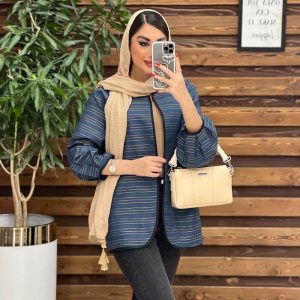 استایل با مانتو سورمه ای