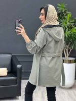 بارانی کلاهدار