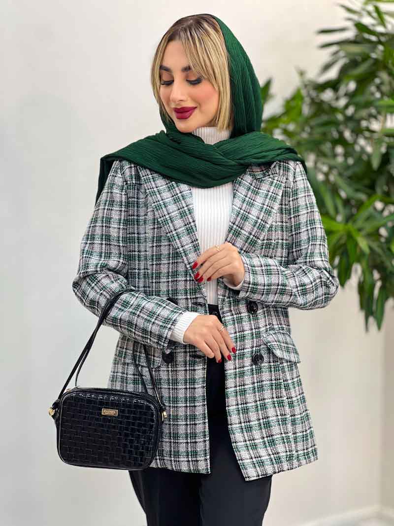 پالتو چهار دکمه یقه انگلیسی کد 3949 پالتو چهار دکمه یقه انگلیسی کد 3949
