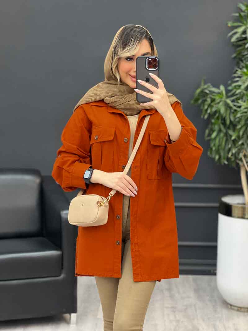 مانتو دو جیب پیله بغل چاک کد 4956 مانتو دو جیب پیله بغل چاک کد 4956