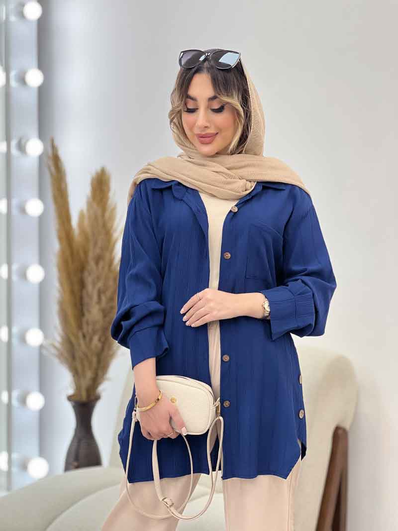 مانتو تک جیب بغل سه دکمه کد 4953 مانتو تک جیب بغل سه دکمه کد 4953