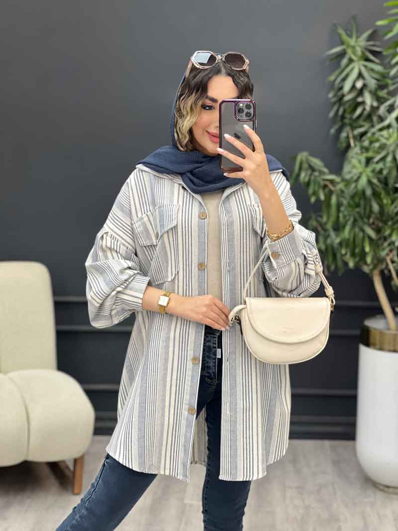 مانتو راه راه جیب پاکتی پایین هلال کد 5138 مانتو راه راه جیب پاکتی پایین هلال کد 5138