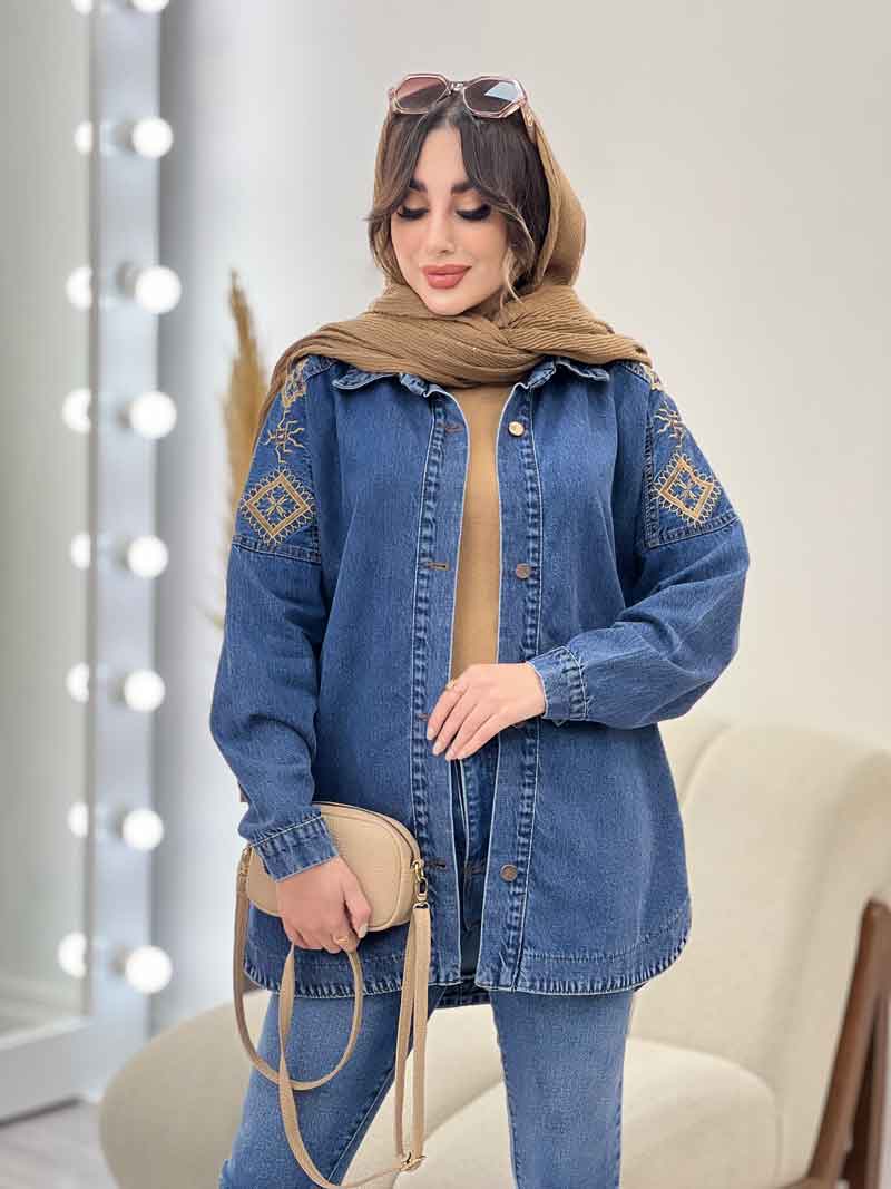 مانتو جین سرشانه گلدوزی کد 5618 مانتو جین سرشانه گلدوزی کد 5618