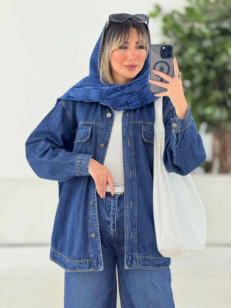 مانتو جین دو جیب پاکتی بغل سه دکمه کد 7639